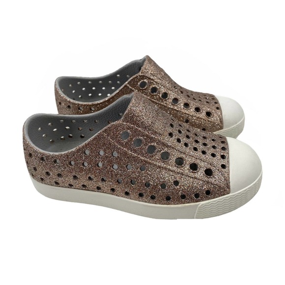 Native Jefferson Rose Gold Glitter Sandals C8